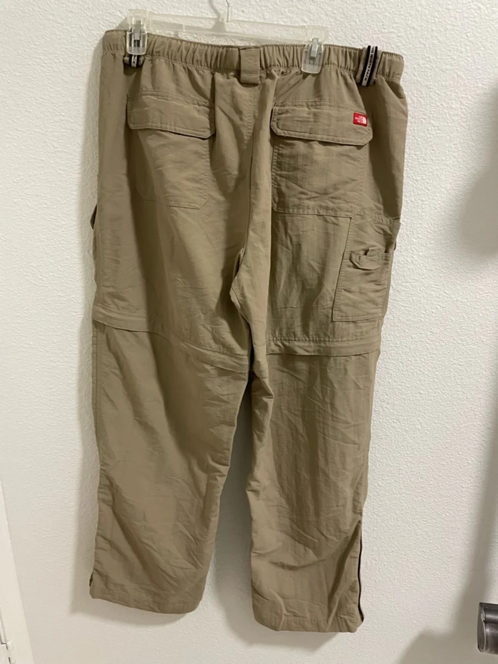 The North Face Men's Cargo Hiking Pants in Khaki